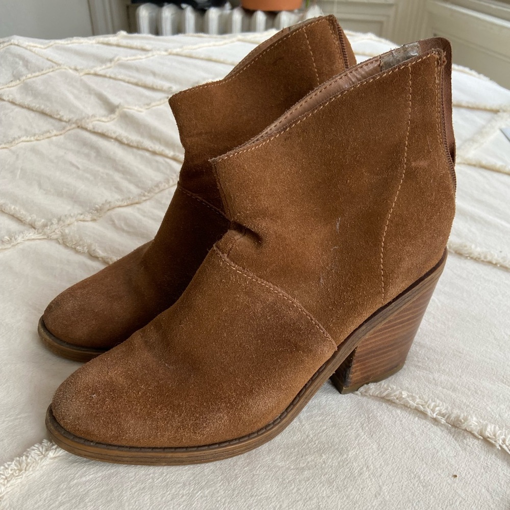 Steve Madden western ankle boots